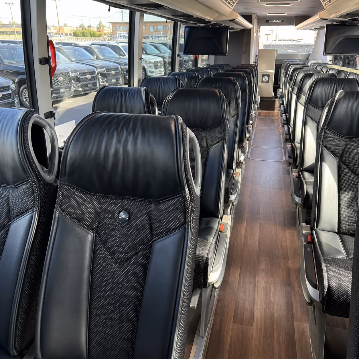 charter bus services for little rock employers with remote