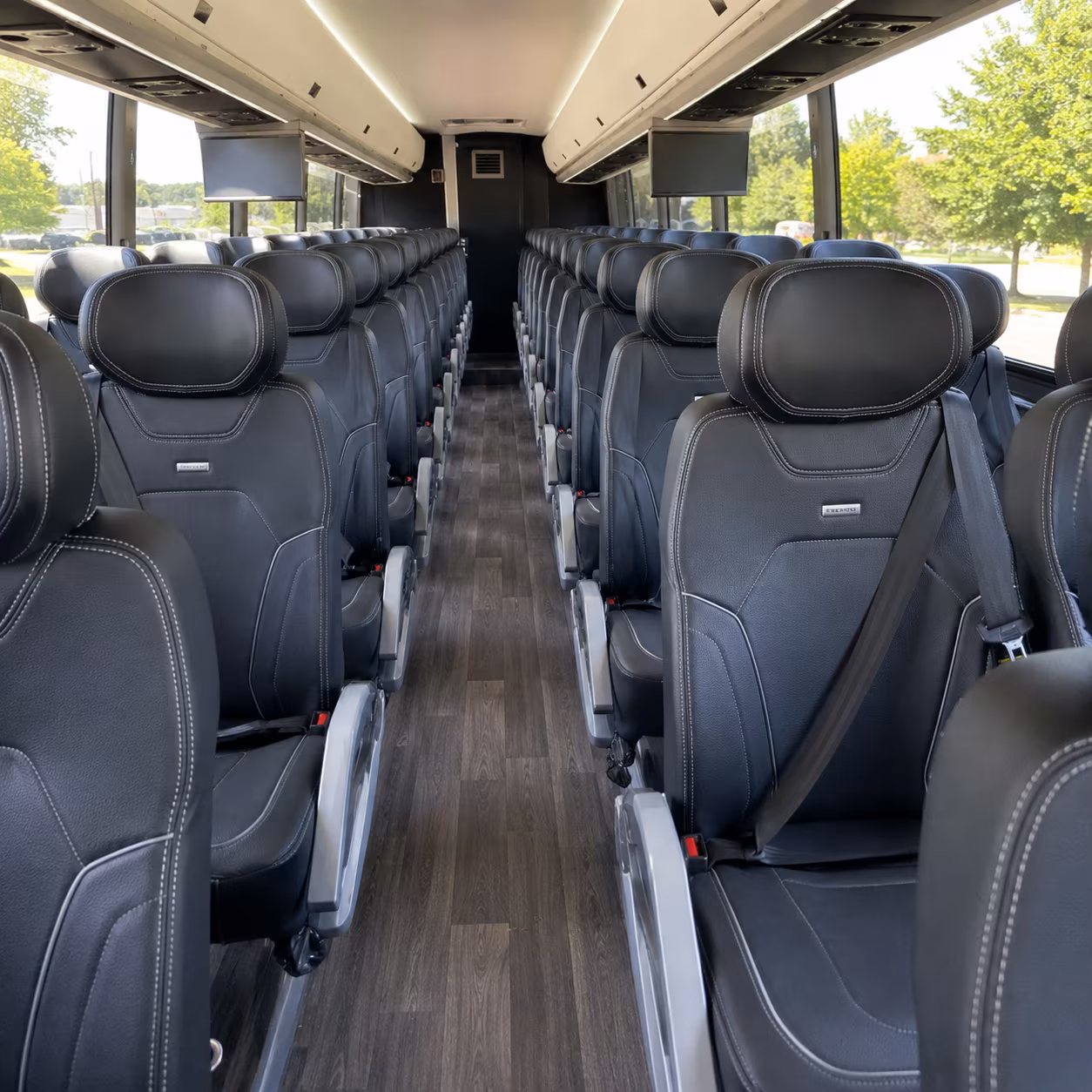 charter buses to arkansas razorbacks games from little rock