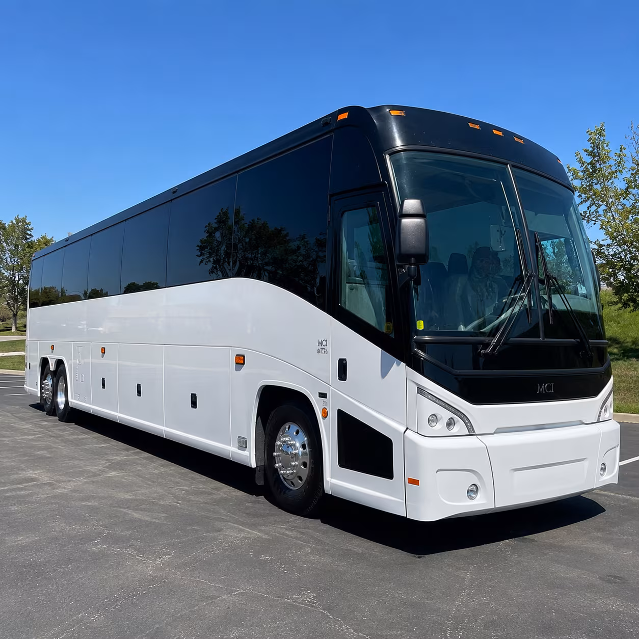 corporate long distance charter buses out of little rock