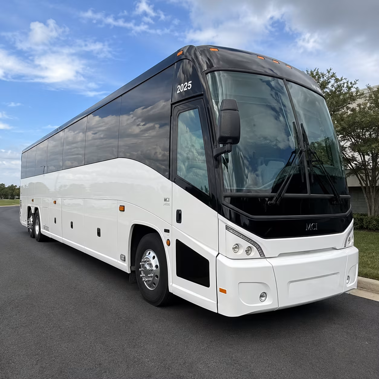 employee shuttle buses to little rock s business parks and office campuses