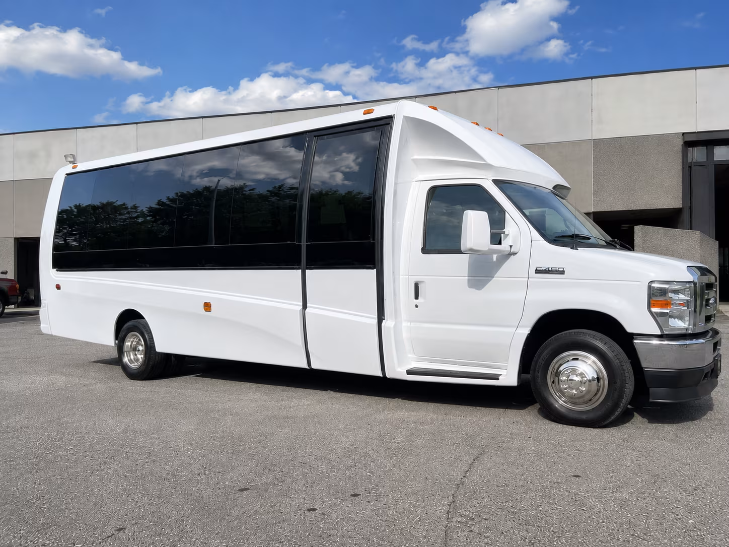group transportation buses to concerts in hot springs and beyond