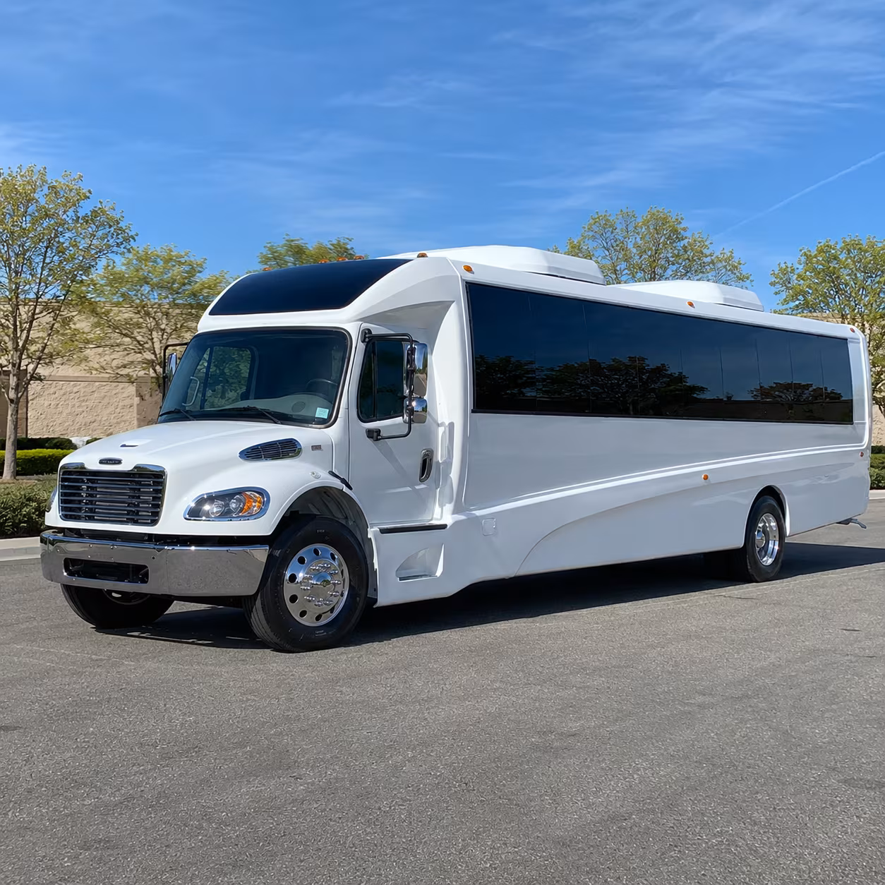 little rock 18 passenger minibus