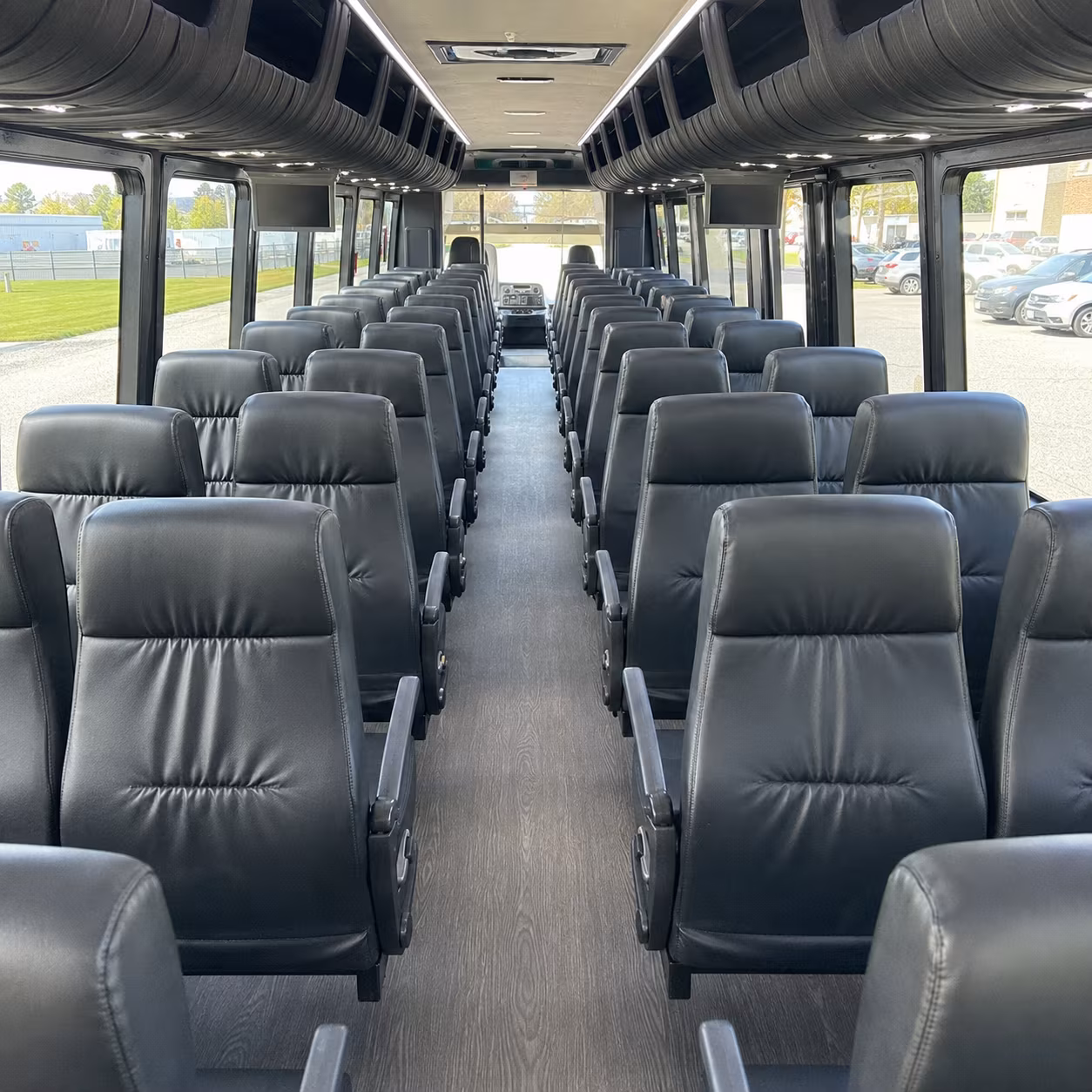 minibus rentals for little rock wedding morning logistics