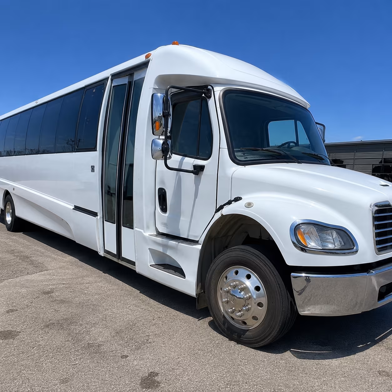 sporting event buses to dickey stephens park and beyond